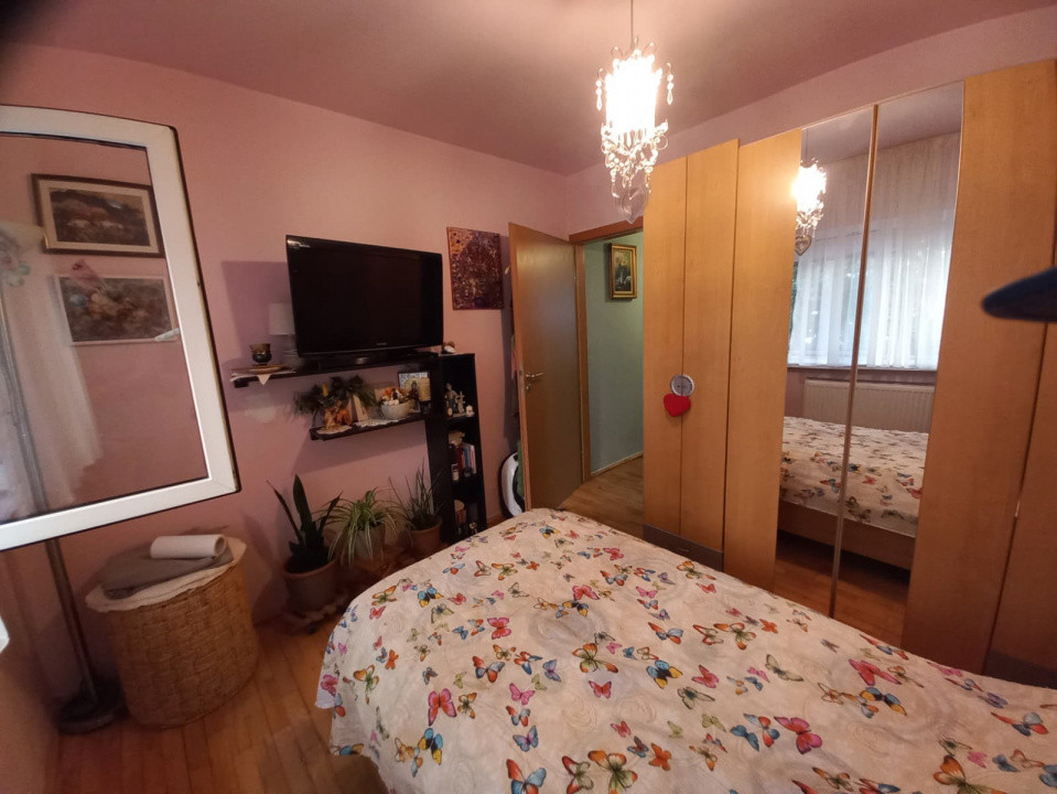 Apartament cu 2 camere | Centrala proprie | Zona Torontalului 4, foxfort.ro