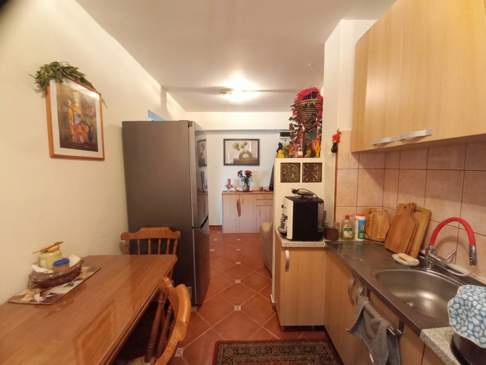 Apartament cu 2 camere | Centrala proprie | Zona Torontalului 5, foxfort.ro