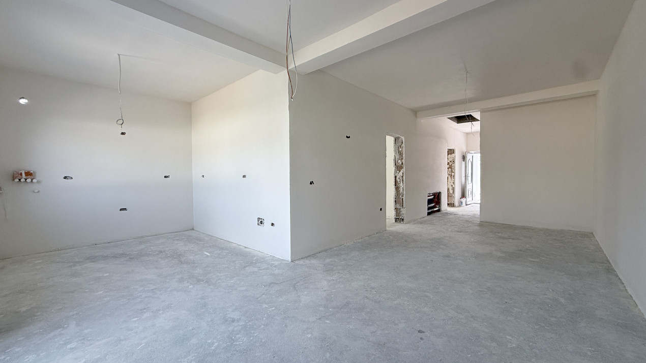 Duplex de vanzare, pe parter 3 camere -Drumul Boilor -Mosnita 2, foxfort.ro