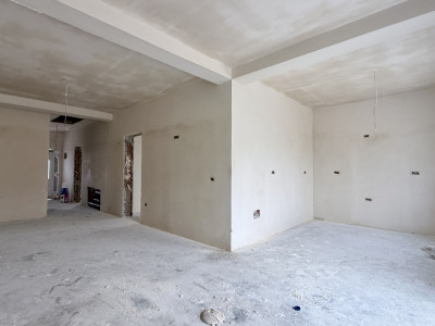 Duplex de vanzare, pe parter 3 camere -Drumul Boilor -Mosnita