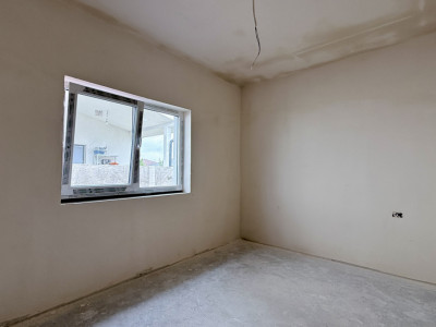 Duplex de vanzare, pe parter 3 camere -Drumul Boilor -Mosnita imagine mica 4, foxfort.ro