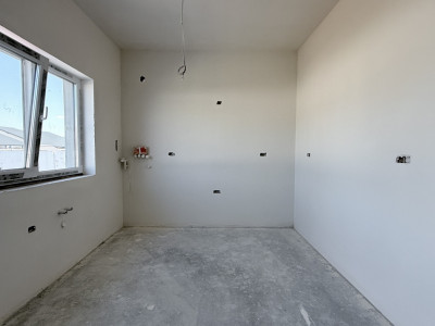Duplex de vanzare, pe parter 3 camere -Drumul Boilor -Mosnita imagine mica 4, foxfort.ro