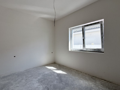 Duplex de vanzare, pe parter 3 camere -Drumul Boilor -Mosnita imagine mica 5, foxfort.ro