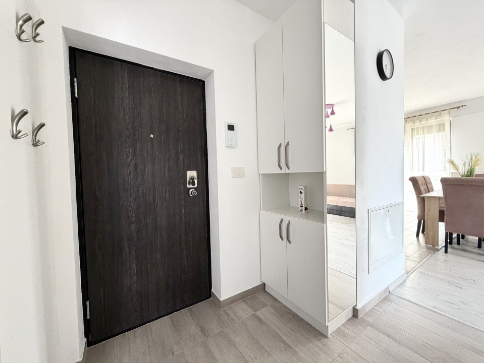 Apartament cu 2 camere de inchiriat, etaj 2, in zona Torontalului 10, foxfort.ro