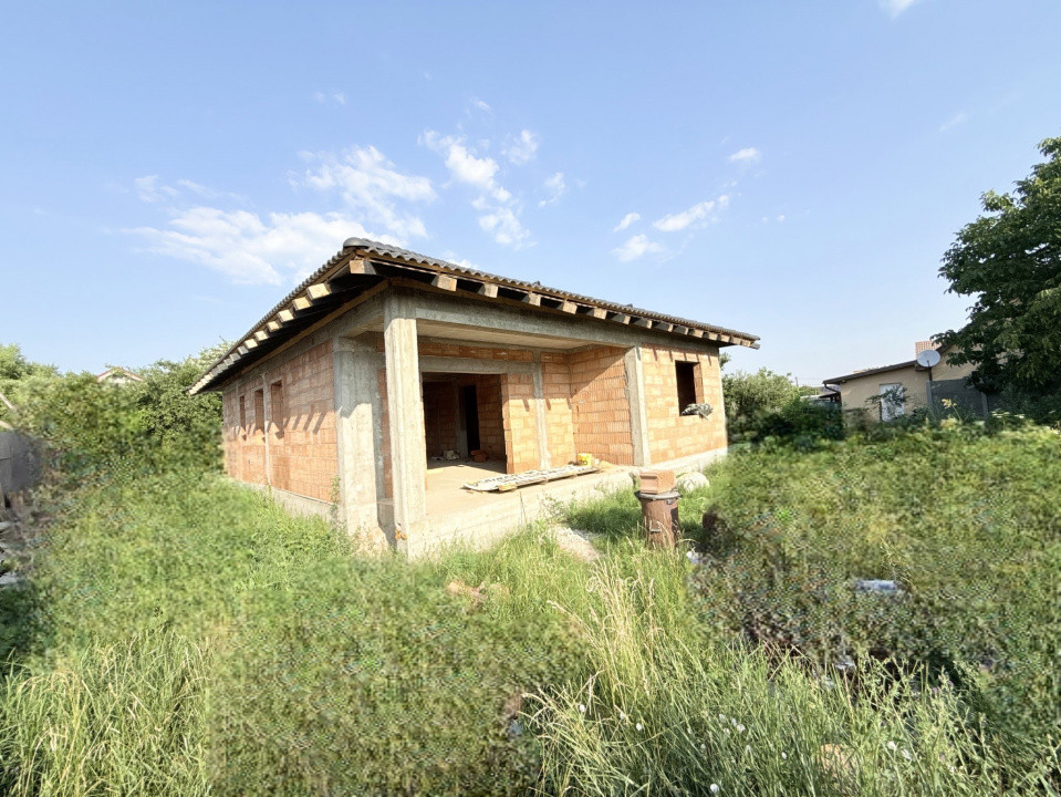 Casa individuala cu 3 camere si 656 mp teren, de vanzare in Sanmihaiu Roman 4, foxfort.ro