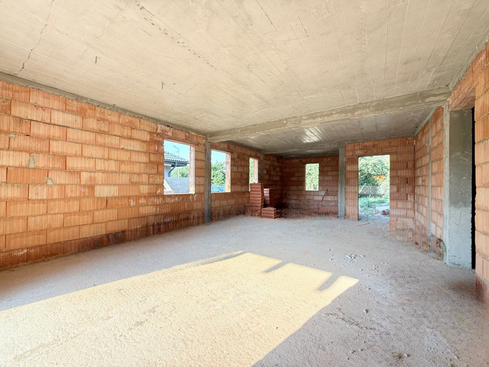 Casa individuala cu 3 camere si 656 mp teren, de vanzare in Sanmihaiu Roman 14, foxfort.ro