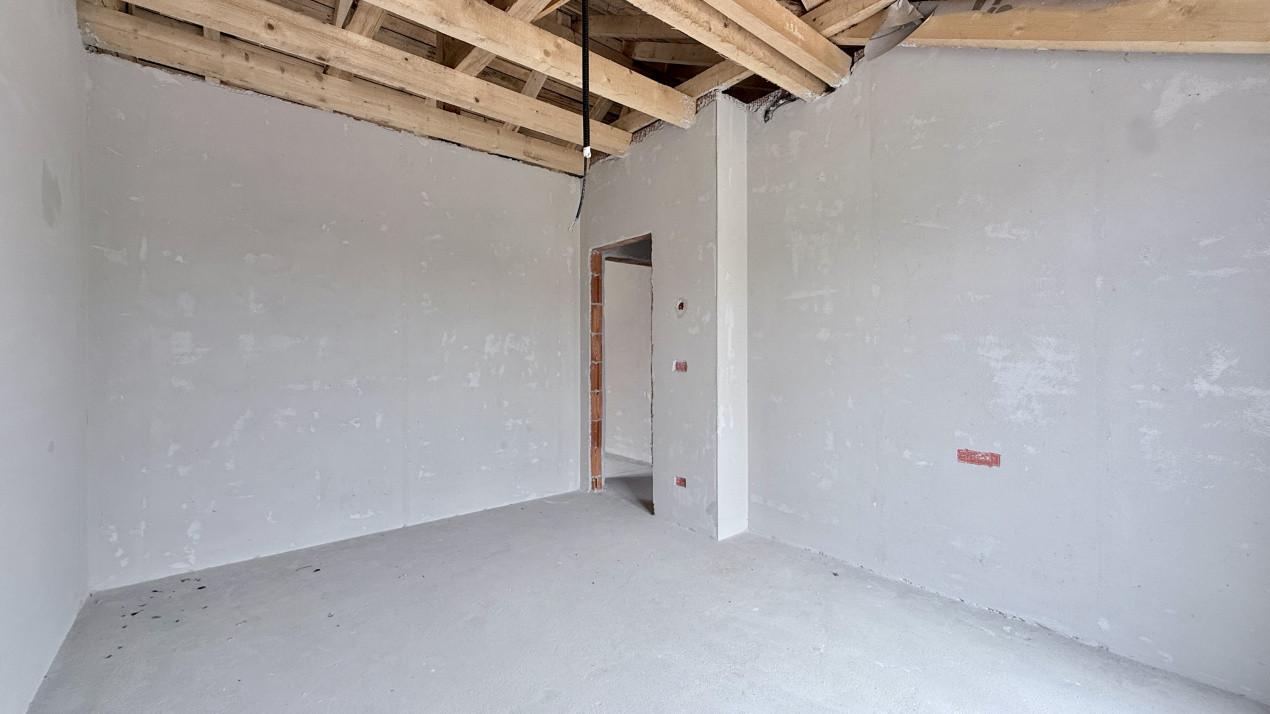 Comision 0% Duplex de vânzare 4 camere cu toate utilitatile Mosnita 8, foxfort.ro