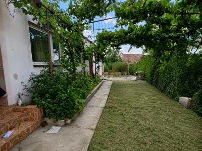 Casa individuala 5 camere de vanzare, zona centrala Sagu, Arad imagine mica 2, foxfort.ro