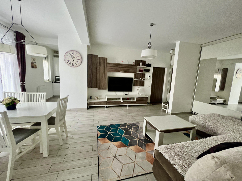 Apartament 3 camere, de inchiriat, etaj 1/2 - Dumbravita 1, foxfort.ro