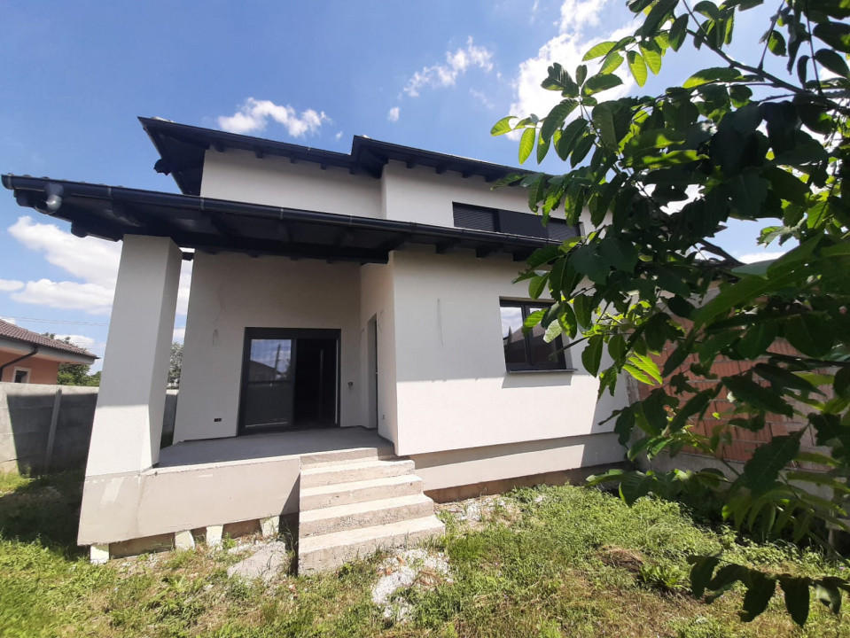 Duplex cu 4 camere de vanzare in localitatea Bucovat 1, foxfort.ro