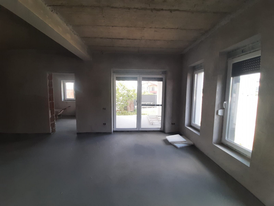 Duplex cu 4 camere de vanzare in localitatea Bucovat 5, foxfort.ro