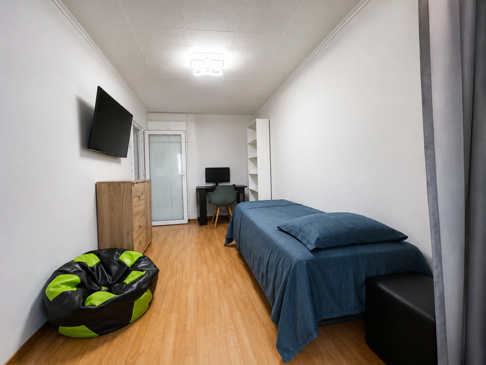 Apartament 3 camere, 78 mp, decomandat, Aurel Vlaicu-Arad 8, foxfort.ro