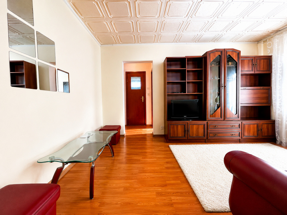 Apartament 3 camere semidecomandat, Aurel Vlaicu-Arad 1, foxfort.ro