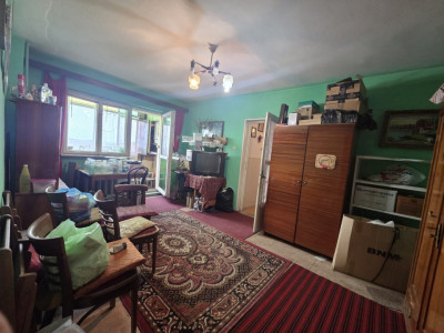 Apartament cu 4 camere, etaj 5/8, zona Micalaca  imagine mica 3, foxfort.ro