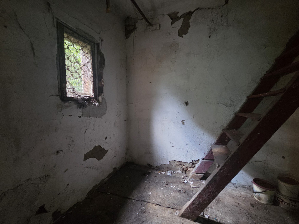 Casa individuala de vanzare cu 2 camere, in Arad, zona Lebada, Teren 280 mp 6, foxfort.ro