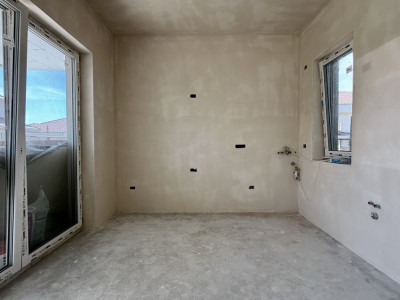 Duplex cu 3 camere si teren de 322 mp, toate utilitatile zona Mosnita Noua imagine mica 5, foxfort.ro
