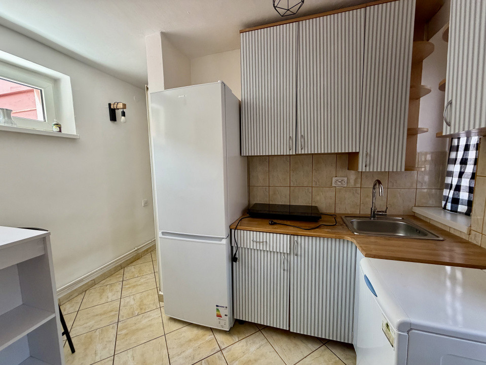 Apartament cu 2 camere la casa - de inchiriat in Dumbravita 12, foxfort.ro