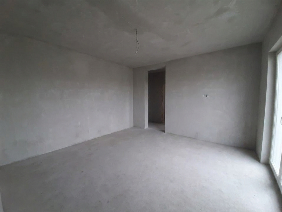 Apartament cu 3 camere de vanzare in Timisoara, zona Plopi 2, foxfort.ro