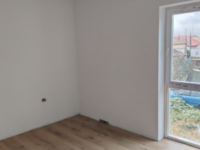 Duplex semifinisat, Săcălaz, vatra veche,,acces din asfalt, P +M, Toate Utilit. imagine mica 5, foxfort.ro