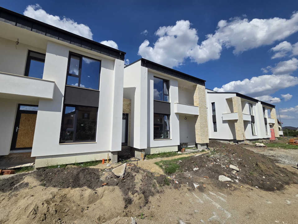 Duplex de vanzare cu 5 camere, Lidl - Mosnita Noua 6, foxfort.ro