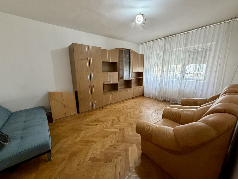 PET FRIENDLY- Apartament cu 3 camere - de inchiriat - zona Calea Aradului  2, foxfort.ro