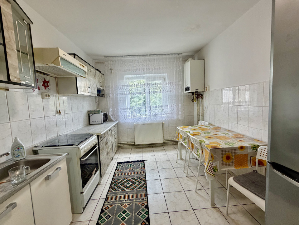 PET FRIENDLY- Apartament cu 3 camere - de inchiriat - zona Calea Aradului  13, foxfort.ro