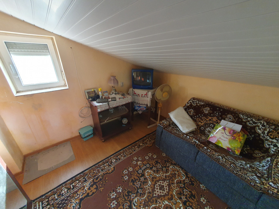 Casa individuala cu 3 camere, 130 mp utili, teren 1238 mp, in Livezile Timis 16, foxfort.ro