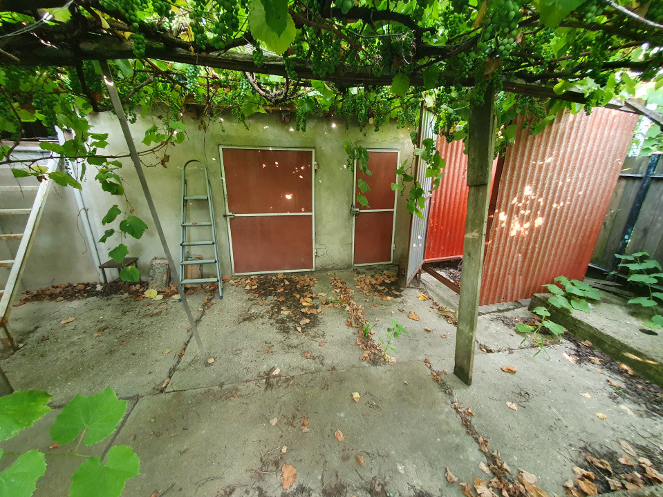 Casa individuala cu 3 camere, 130 mp utili, teren 1238 mp, in Livezile Timis 21, foxfort.ro
