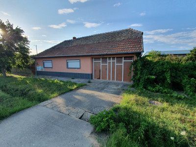 Casa individuala cu 3 camere, 130 mp utili, teren 1238 mp, in Livezile Timis imagine mica 4, foxfort.ro