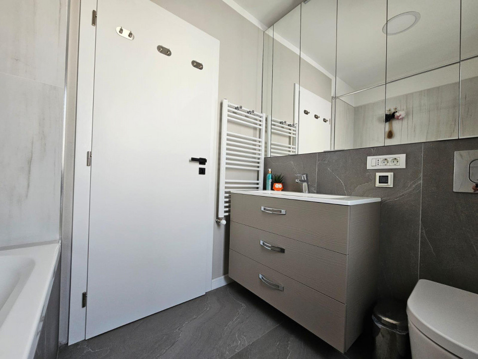 1/2 Duplex,  la asfalt, P +M, Toate Utilit., Mobilat + utilat Lux, Zona Simfonie 12, foxfort.ro