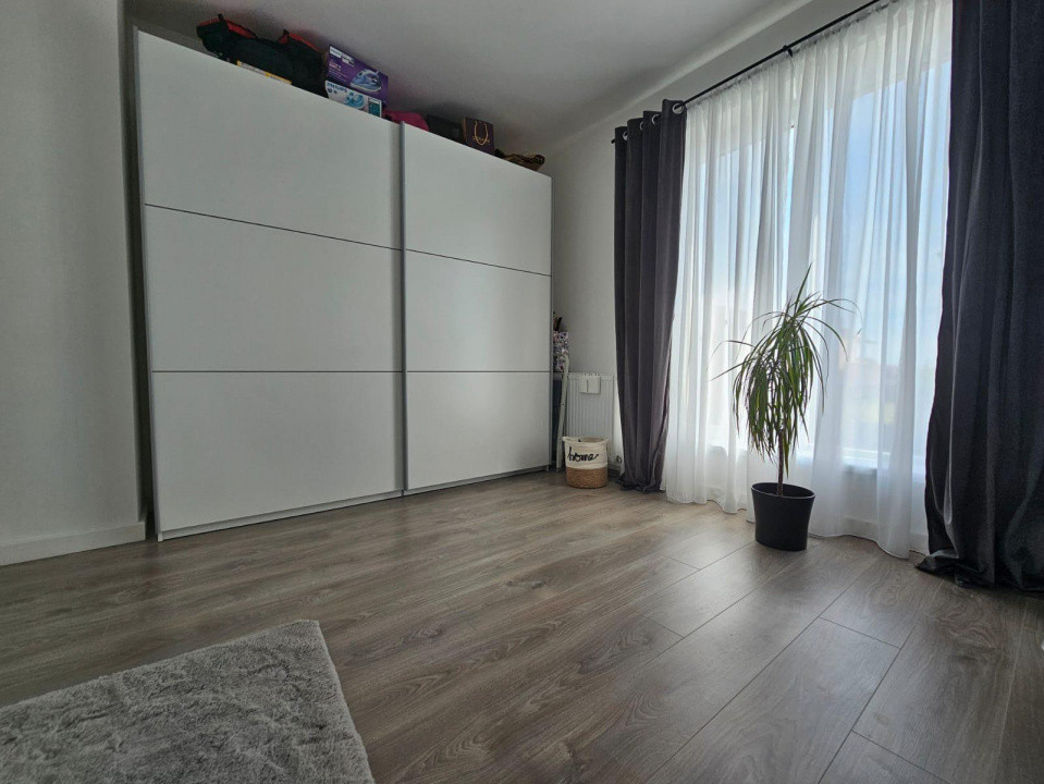1/2 Duplex,  la asfalt, P +M, Toate Utilit., Mobilat + utilat Lux, Zona Simfonie 17, foxfort.ro