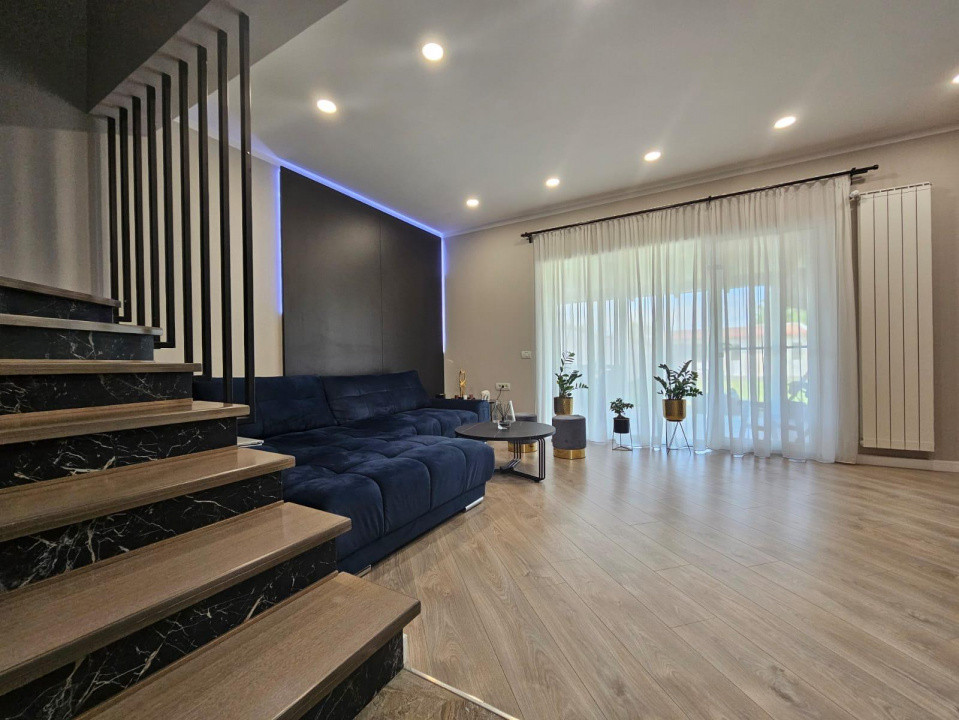 1/2 Duplex,  la asfalt, P +M, Toate Utilit., Mobilat + utilat Lux, Zona Simfonie 19, foxfort.ro