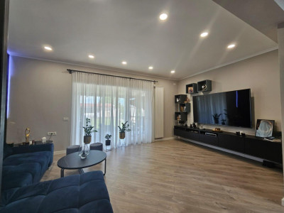 1/2 Duplex,  la asfalt, P +M, Toate Utilit., Mobilat + utilat Lux, Zona Simfonie imagine mica 26, foxfort.ro