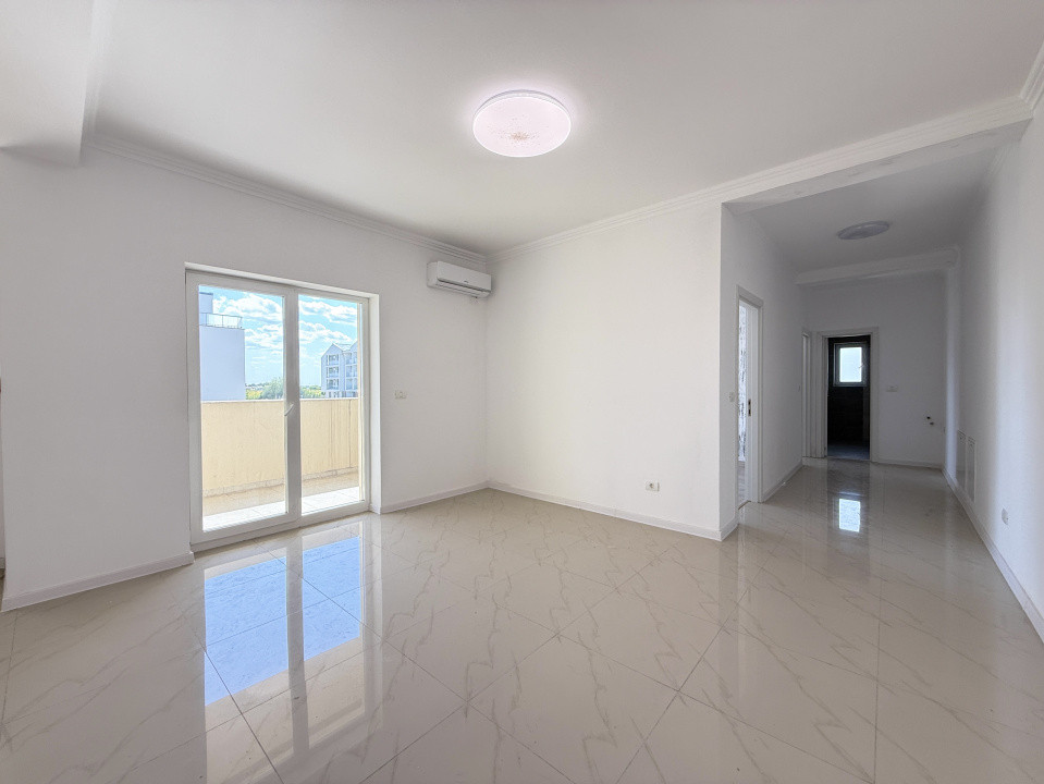 Apartament cu 3 camere, 62,6 mp, de vanzare in zona Torontalului 10, foxfort.ro
