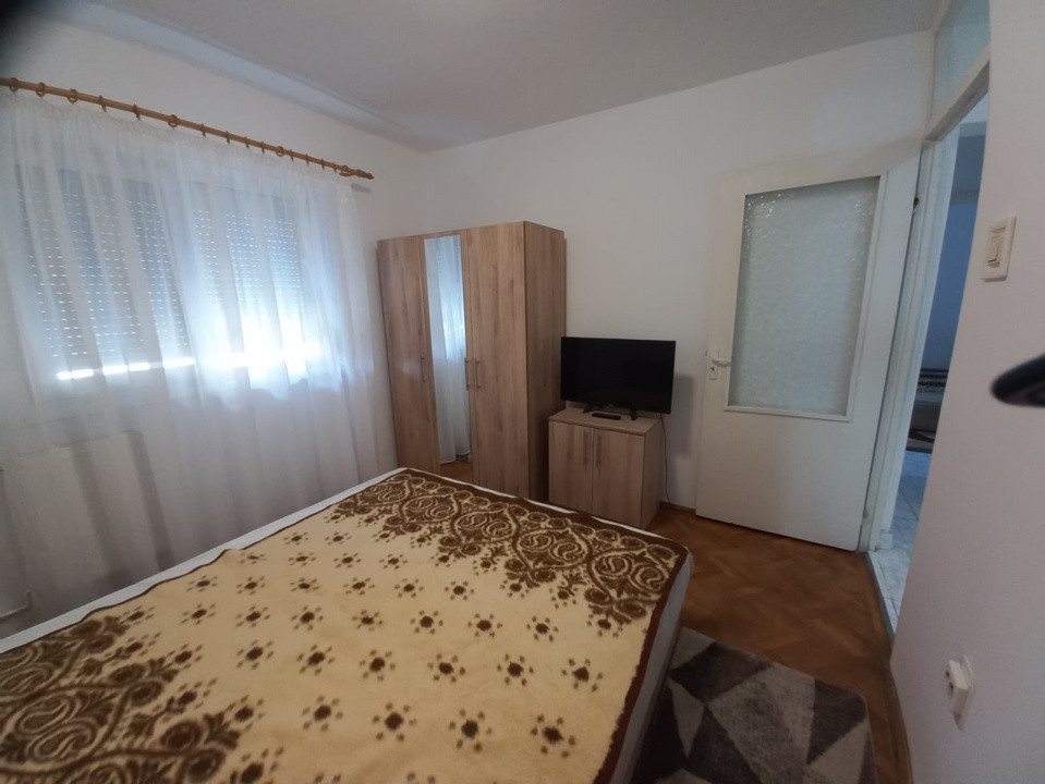 Apartament 3 camere | Decomandat | 72 mp | Etaj 3 | Zona Modern 6, foxfort.ro