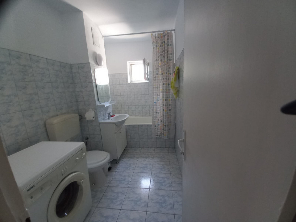 Apartament 3 camere | Decomandat | 72 mp | Etaj 3 | Zona Modern 9, foxfort.ro