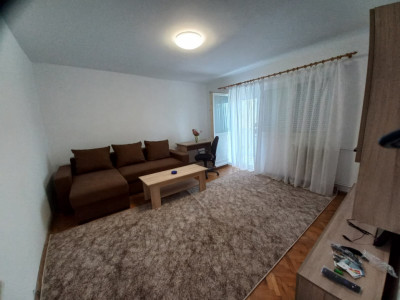 Apartament 3 camere | Decomandat | 72 mp | Etaj 3 | Zona Modern