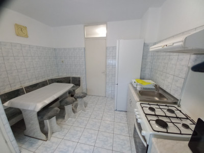 Apartament 3 camere | Decomandat | 72 mp | Etaj 3 | Zona Modern imagine mica 8, foxfort.ro