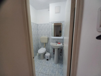Apartament 3 camere | Decomandat | 72 mp | Etaj 3 | Zona Modern imagine mica 10, foxfort.ro