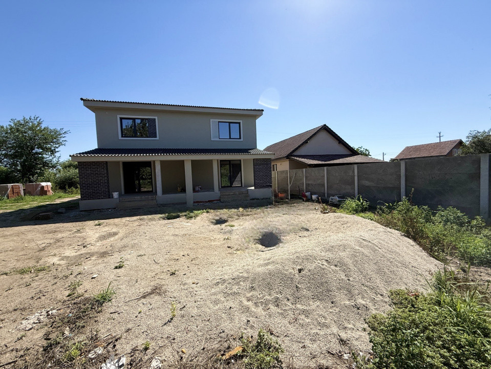 Duplex cu 5 camere si 300 mp teren, de vanzare in Sanmihaiu Roman 3, foxfort.ro