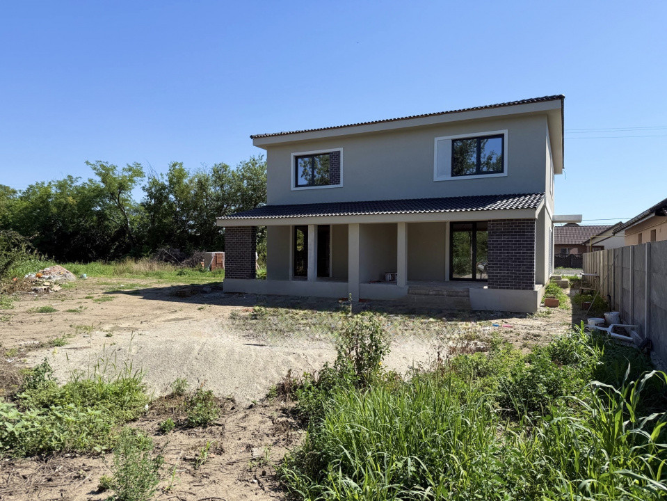 Duplex cu 5 camere si 300 mp teren, de vanzare in Sanmihaiu Roman 4, foxfort.ro
