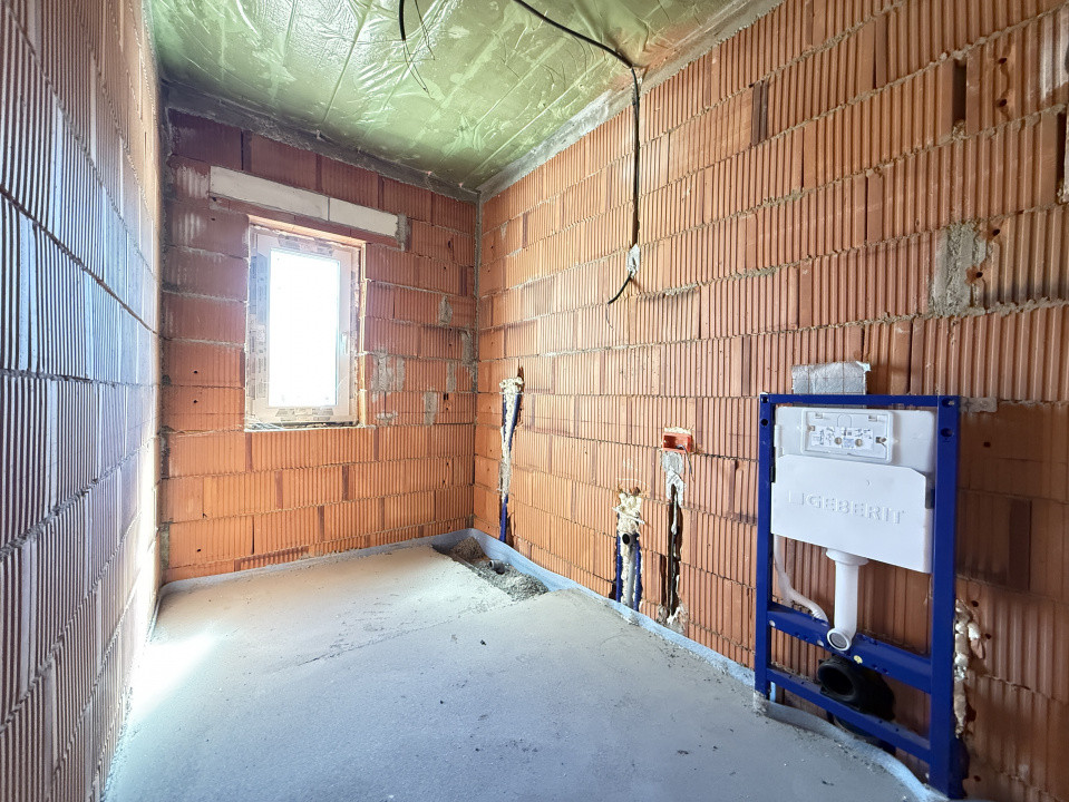 Duplex cu 5 camere si 300 mp teren, de vanzare in Sanmihaiu Roman 6, foxfort.ro