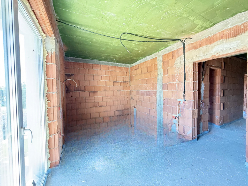 Duplex cu 5 camere si 300 mp teren, de vanzare in Sanmihaiu Roman 12, foxfort.ro