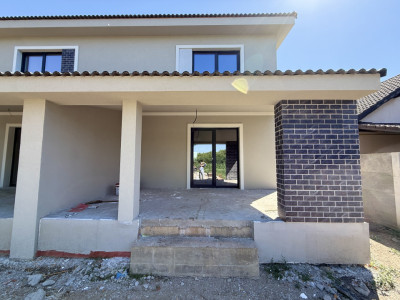 Duplex cu 5 camere si 300 mp teren, de vanzare in Sanmihaiu Roman imagine mica 5, foxfort.ro