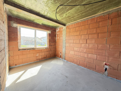 Duplex cu 5 camere si 300 mp teren, de vanzare in Sanmihaiu Roman imagine mica 10, foxfort.ro