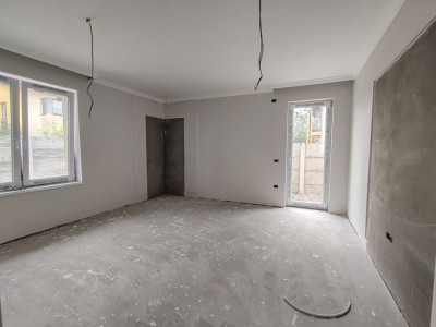 Apartament cu 2 camere, 53 mp decomandat, Etaj 1, in Giroc - V10153