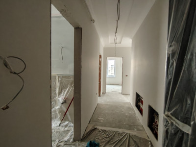 Apartament cu 2 camere, 53 mp decomandat, Etaj 1, in Giroc - V10153 imagine mica 8, foxfort.ro