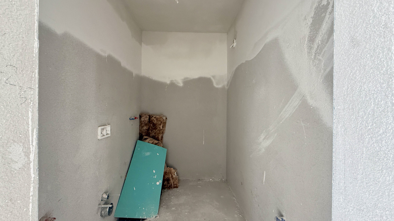 Casa individuala de vanzare, 8 camere + 4 bai - Mosnita Veche 22, foxfort.ro