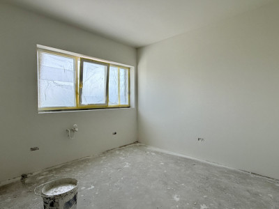 Casa individuala de vanzare, 8 camere + 4 bai - Mosnita Veche imagine mica 5, foxfort.ro