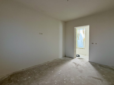 Casa individuala de vanzare, 8 camere + 4 bai - Mosnita Veche imagine mica 9, foxfort.ro